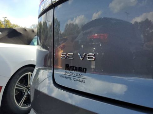 Used 2022 Volkswagen Atlas Cross Sport SE image 7