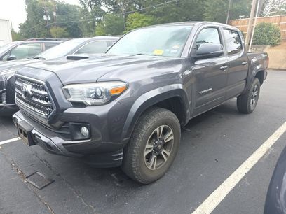 Used 2016 Toyota Tacoma TRD Sport w/ Towing Package