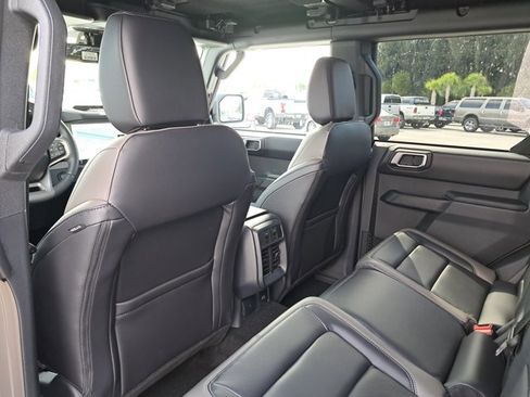 New 2026 Ford Bronco Outer Banks w/ Sasquatch Package image 12
