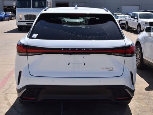 Used 2024 Lexus RX 350 F Sport w/ Convenience Package image 7