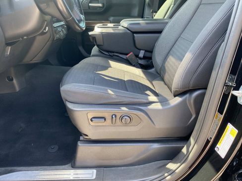 Used 2021 Chevrolet Silverado 1500 LT AWD/4WD image 22