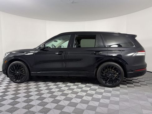Used 2023 Lincoln Aviator Reserve w/ Equipment Group 201A RWD image 2