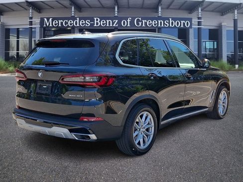 Used 2022 BMW X5 xDrive40i w/ Premium Package AWD/4WD image 4