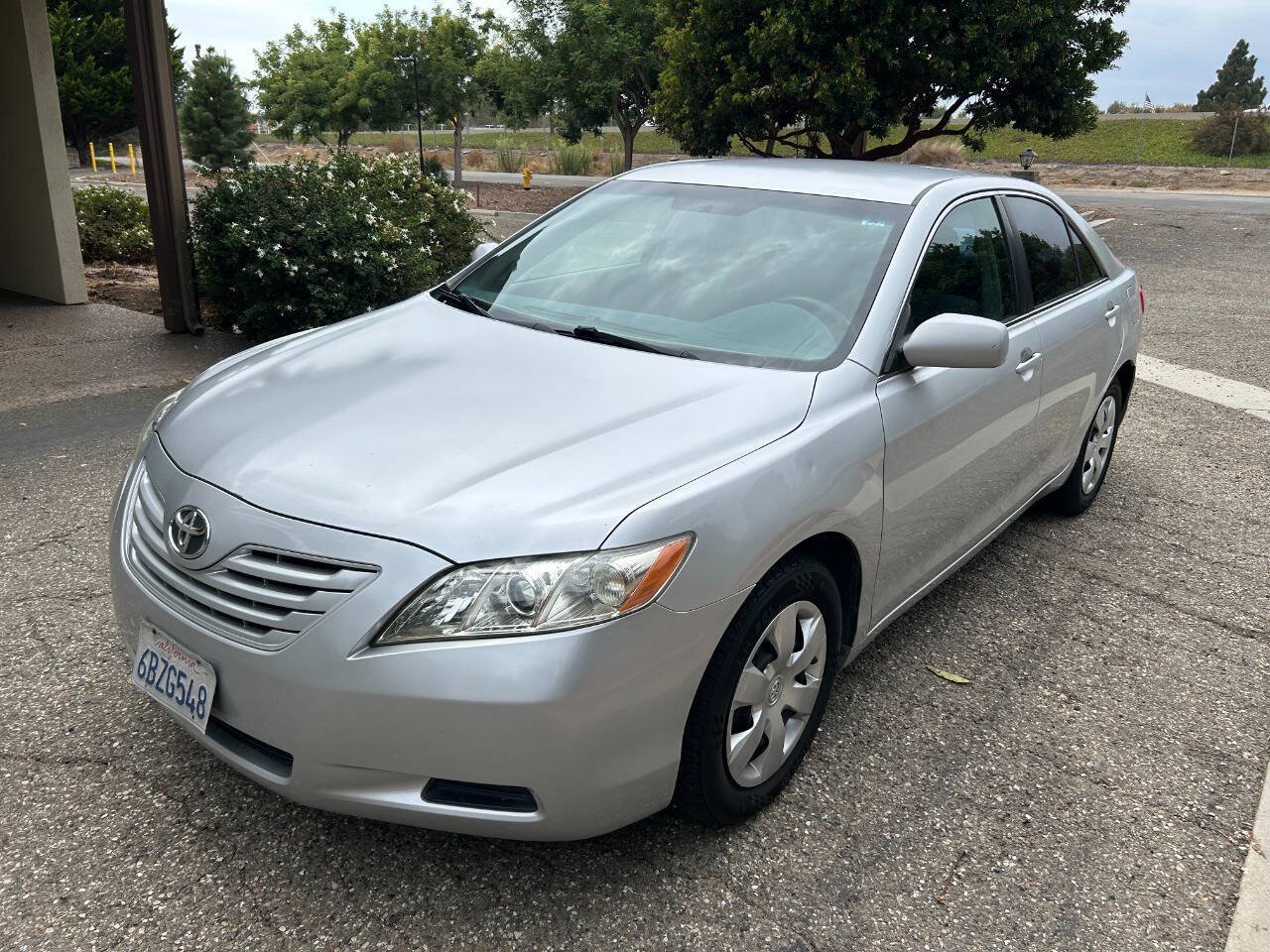 Used 2008 Toyota Camry LE FWD image 3