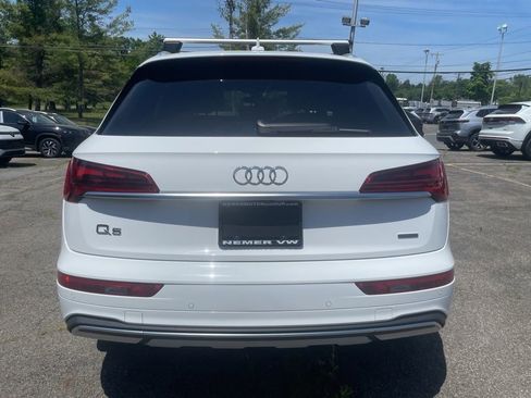 Used 2021 Audi Q5 2.0T Premium w/ Convenience Package AWD/4WD image 4