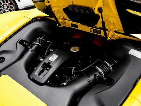 Used 2022 Ferrari F8 Tributo RWD image 49