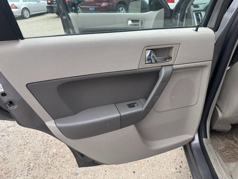 Used 2011 Ford Focus SEL w/ 301A Rapid Spec Order Code FWD image 15