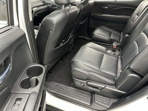 Used 2021 Honda Pilot Touring image 23