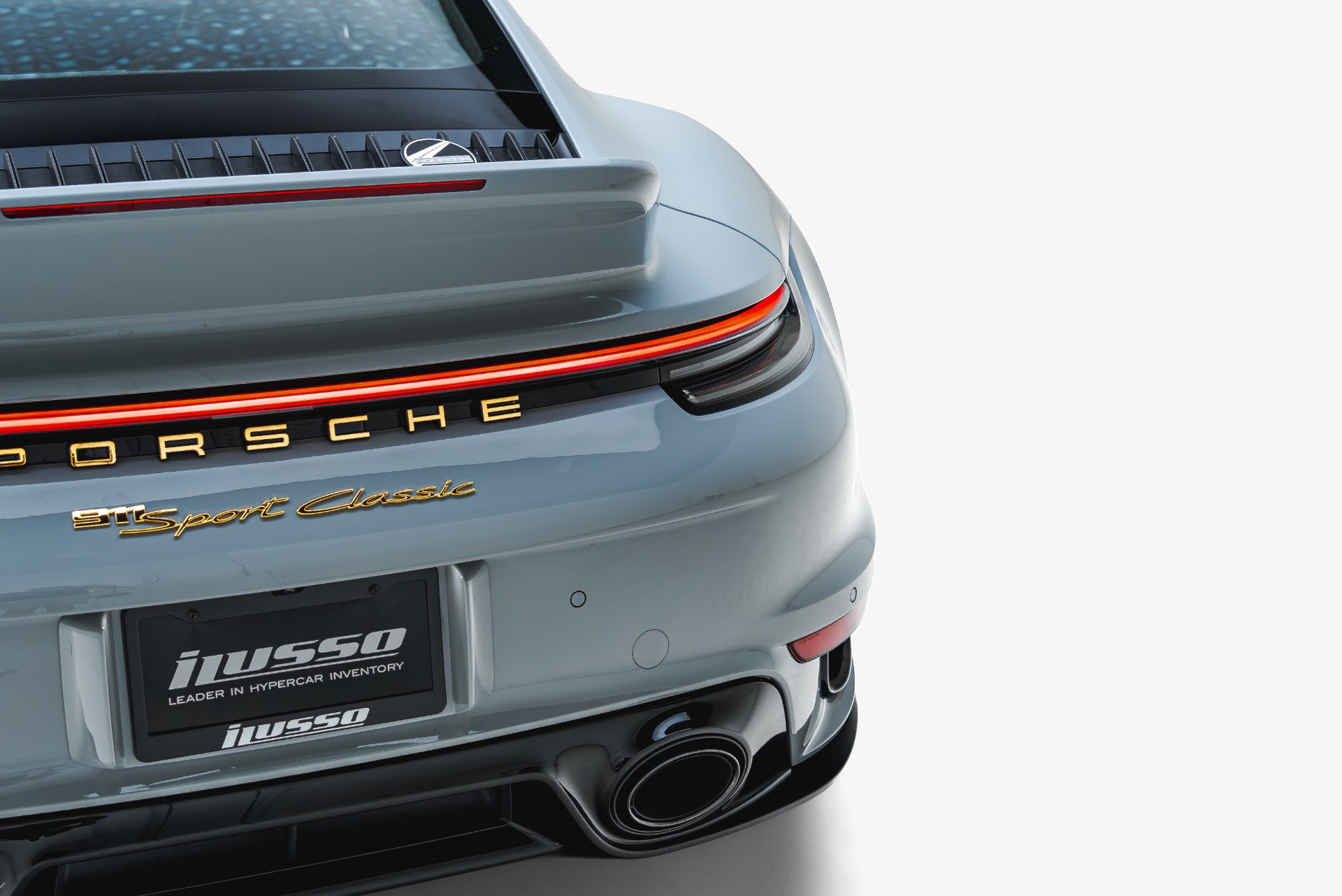 Used 2023 Porsche 911 Sport Classic RWD image 40