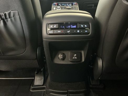 Used 2025 Hyundai Palisade Calligraphy AWD/4WD image 27