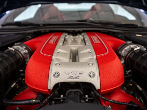 Certified 2021 Ferrari 812 GTS image 31