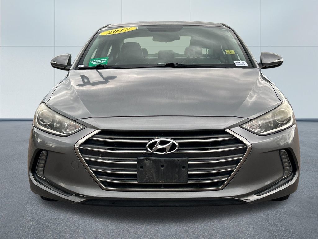 Used 2017 Hyundai Elantra Limited FWD image 3