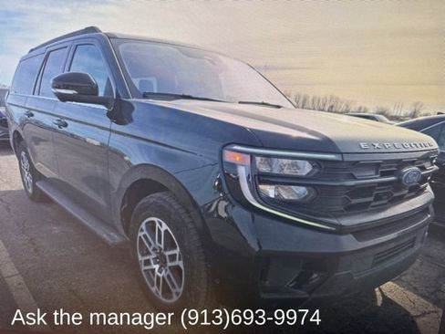 Used 2025 Ford Expedition Max Active image 1