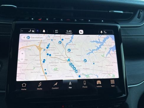 Used 2021 Jeep Grand Cherokee L Limited image 25