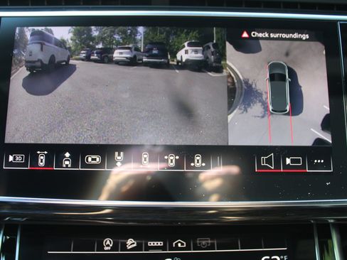 Used 2025 Audi Q7 3.0T Premium AWD/4WD image 59