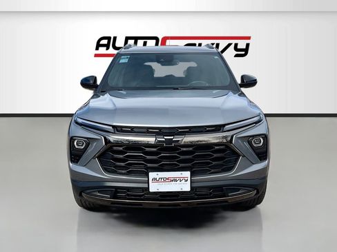 Used 2025 Chevrolet TrailBlazer ACTIV w/ Convenience Package image 2