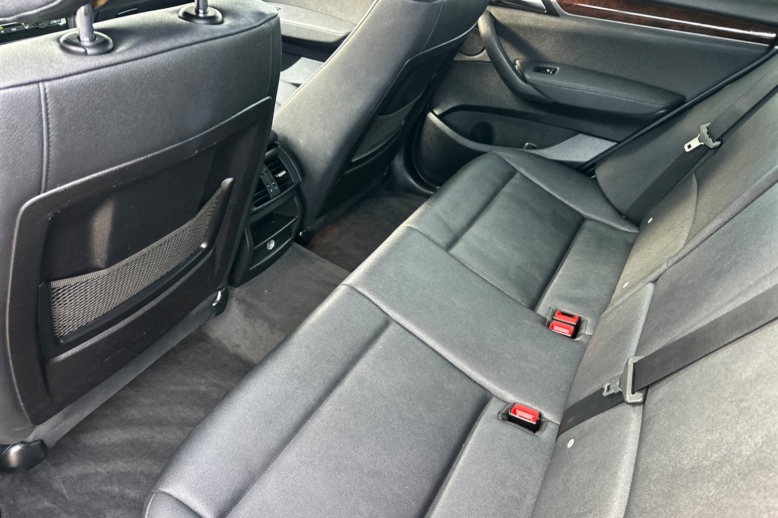Used 2017 BMW X3 xDrive28i AWD/4WD image 4