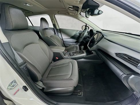 Used 2024 Subaru Crosstrek 2.0i Premium image 6