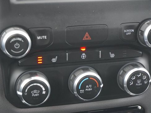 Used 2023 RAM 1500 Big Horn image 25