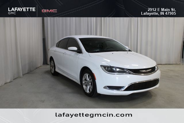 Used 2015 Chrysler 200 Limited FWD image 1