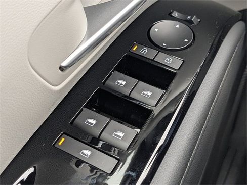 New 2026 Hyundai Tucson Limited image 23