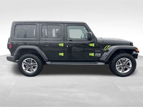 Used 2020 Jeep Wrangler Unlimited Sahara image 8