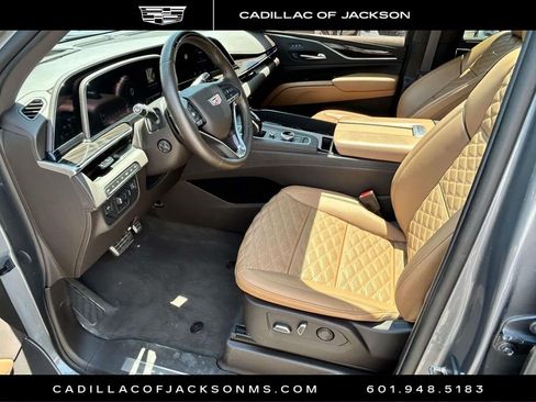Used 2022 Cadillac Escalade Sport w/ Touring Package AWD/4WD image 11