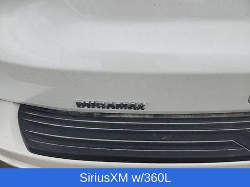 Used 2024 Chevrolet Suburban High Country AWD/4WD image 23