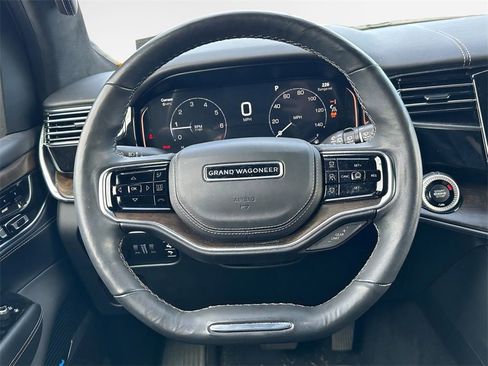 Used 2022 Jeep Grand Wagoneer Series II w/ Convenience Group III image 9