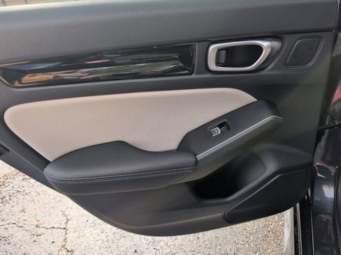 Used 2024 Honda Civic Touring image 33