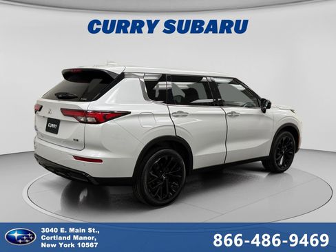 Used 2023 Mitsubishi Outlander SE AWD/4WD image 5