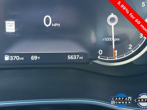 Used 2025 Genesis G70 2.5T image 29