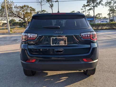 New 2026 Jeep Compass Latitude image 5