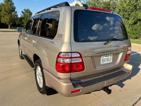 Used 2003 Toyota Land Cruiser image 8