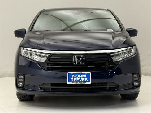Certified 2024 Honda Odyssey EX-L image 3