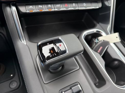 Used 2025 GMC Sierra 1500 Denali w/ Denali Reserve Package image 19