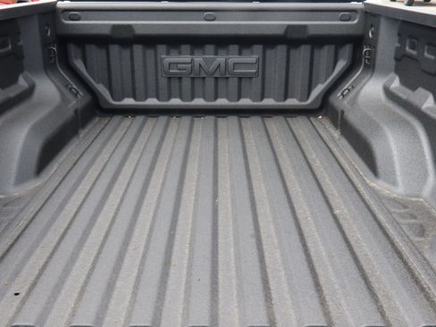 New 2026 GMC Canyon Denali w/ LPO, Black Badging Package AWD/4WD image 15