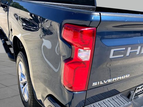 Used 2021 Chevrolet Silverado 1500 Custom RWD image 27