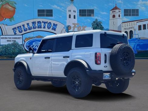 New 2026 Ford Bronco Badlands AWD/4WD image 3