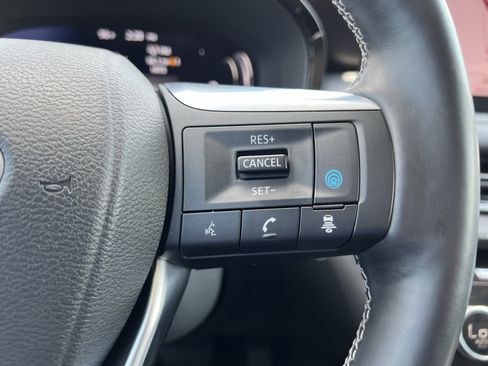 Used 2022 INFINITI QX60 Sensory w/ Cargo Package FWD image 19