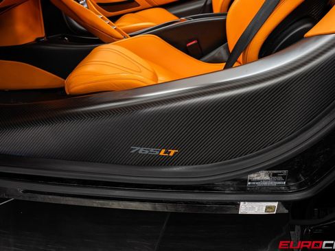 Used 2022 McLaren 765LT RWD image 46