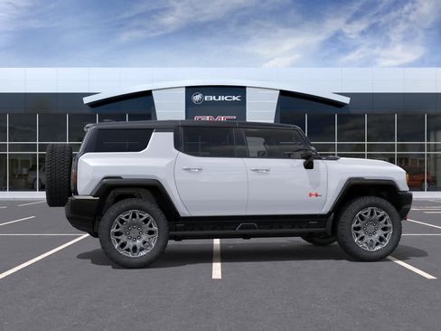 New 2026 GMC Hummer EV SUV w/ LPO, Sport Package AWD/4WD image 5
