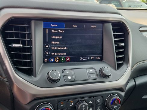 Used 2022 GMC Acadia AT4 w/ Technology Package AWD/4WD image 27