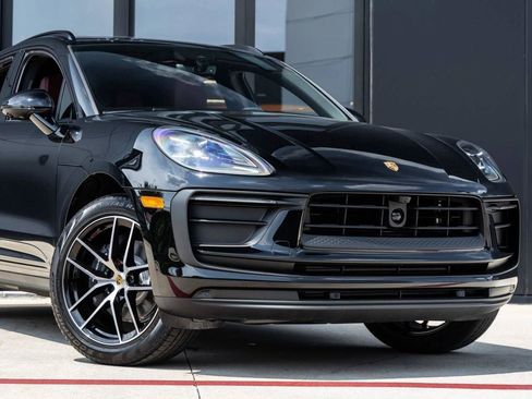 New 2025 Porsche Macan image 56