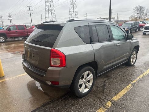 Used 2012 Jeep Compass Sport AWD/4WD image 5