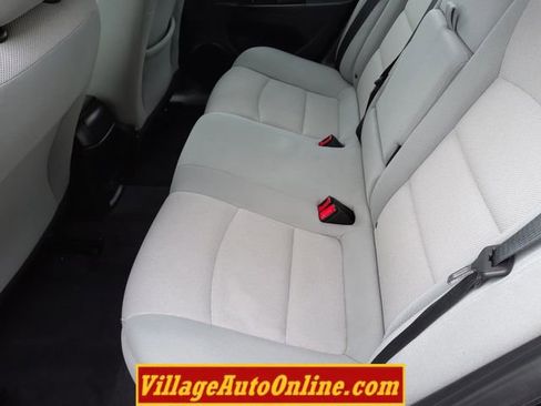 Used 2014 Chevrolet Cruze LT image 23