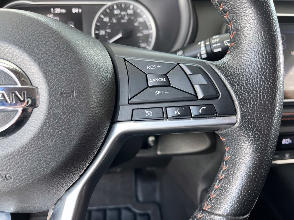 Used 2019 Nissan Kicks SR FWD image 22