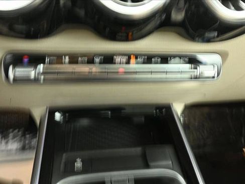 Certified 2026 Mercedes-Benz GLB 250 4MATIC image 16