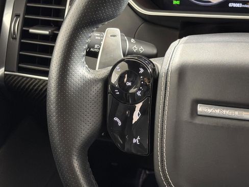 Used 2020 Land Rover Range Rover Sport SVR image 12