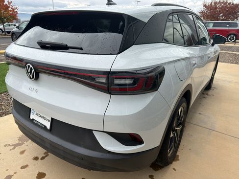 Used 2021 Volkswagen ID.4 Pro w/ ID.4 Protection Package image 5
